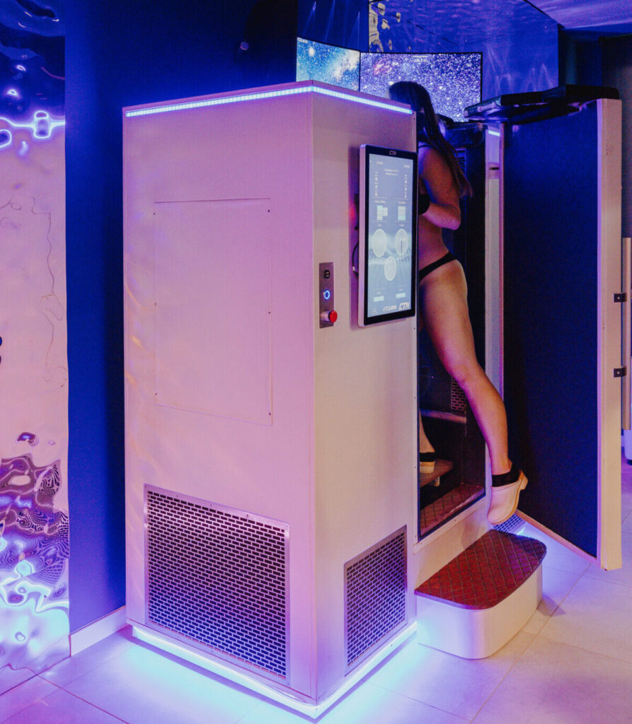 Criosauna: Il Mondo Gelido del Benessere – Esplorando i Benefici e le Curiosità di questa Nostra Tecnologia